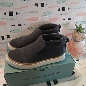 TOMS Paxton Water Resistant Suede/ Faux Fur
